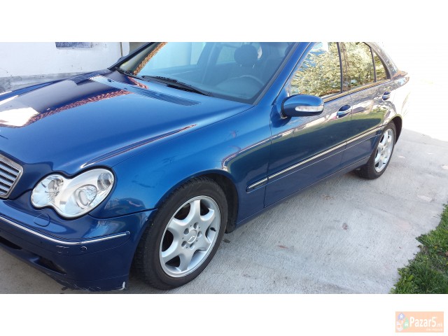 Mercedes C270 2003 Godina