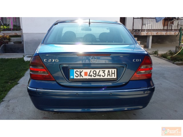 Mercedes C270 2003 Godina