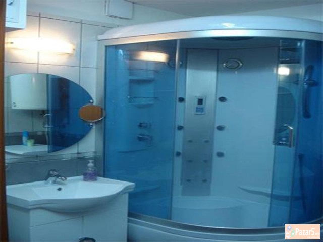 СЕ ИЗДАВА ДВОСОБЕН СТАН ВО КИСЕЛА ВОДА