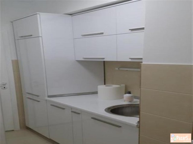 СЕ ИЗДАВА НОВ НЕВСЕЛУВАН СТАН ВО АЕРОДРОМ