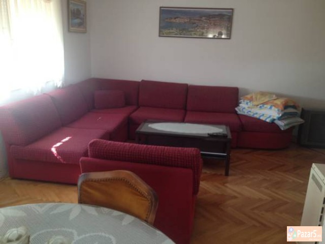 Se Izdava Sprat Od Kuka Vo Ohrid