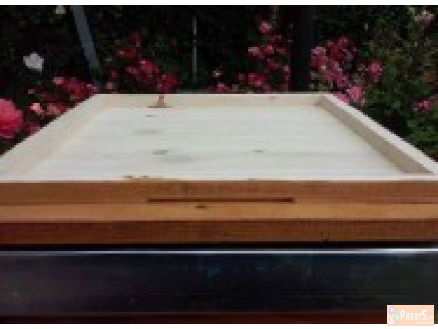 Prodavam Sandaci Za Pceli Langstrot Kompleti I Med