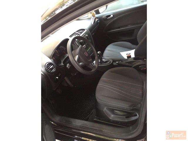 Seat Leon Crn 2012 God Se Prodava Pothitno