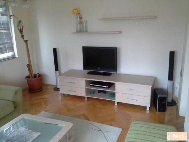 Se Izdava Dvosoben Stan Vo АЕРОДРОМ