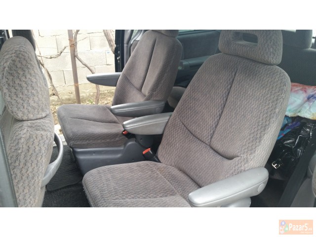 Chysler Voyager 2.5 Td 85kw 116ks 