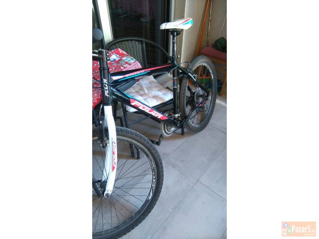 Продавам точак Полар