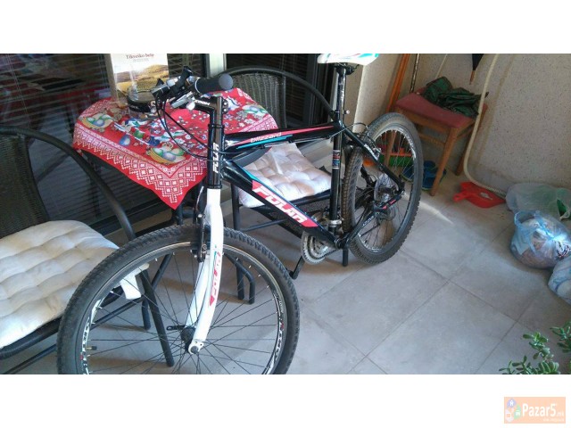 Продавам точак Полар