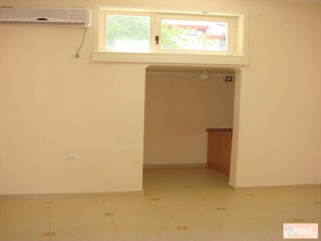 СЕ ИЗДАВА ДЕЛОВЕН ПРОСТОР ВО ДЕБАР МААЛО