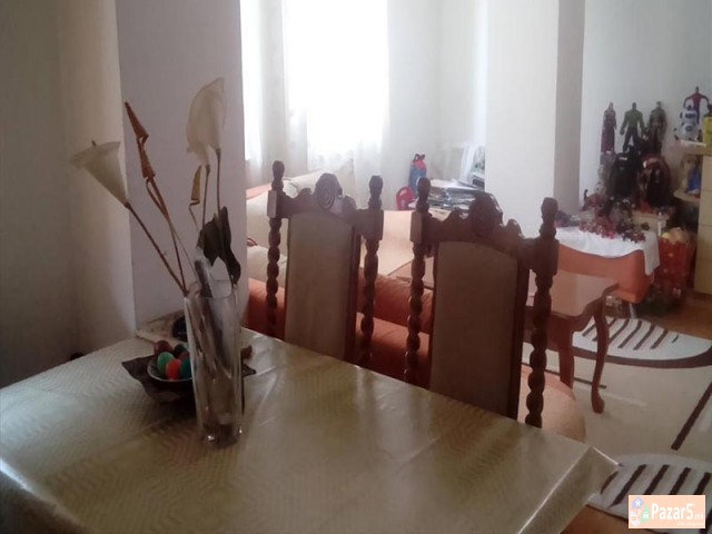 СЕ ИЗДАВА ДВОСОБЕН СТАН ВО КИСЕЛА ВОДА