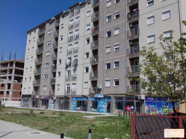 * ВЕДНАШ  ВСЕЛИВ СТАН НА ОДЛИЧНА ЛОКАЦИЈА*