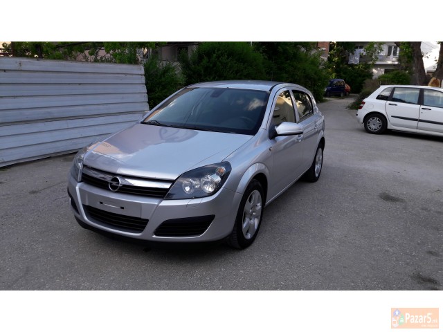 Opel Astra 1.9 Cdti 101ks 6brzini