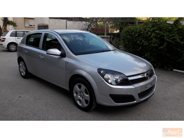 Opel Astra 1.9 Cdti 101ks 6brzini