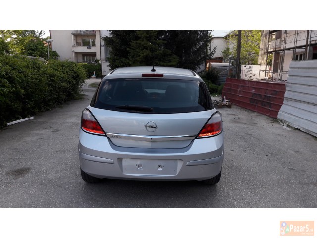 Opel Astra 1.9 Cdti 101ks 6brzini