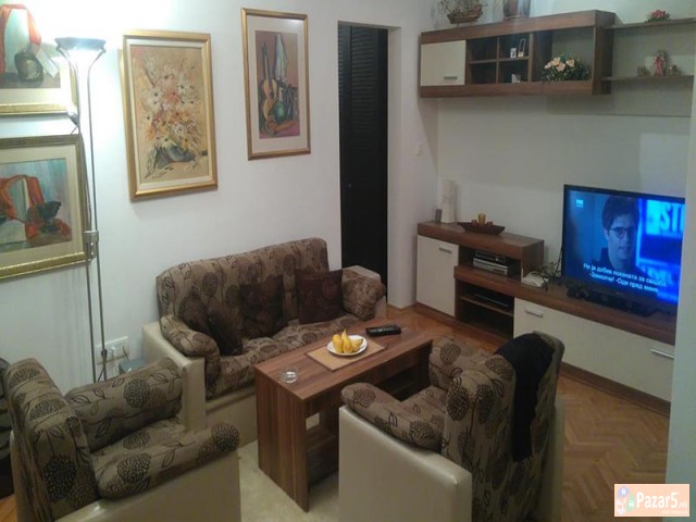 СЕ ИЗДАВА ТРОСОБЕН СТАН ВО КАРПОШ 2