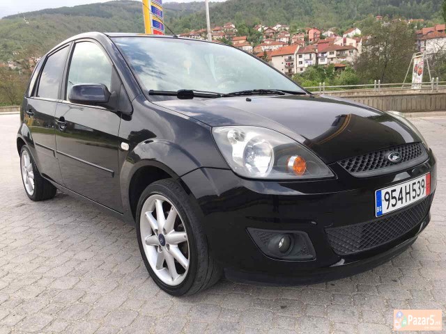 Ford Fiesta 90kc Odlichna -07