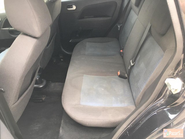 Ford Fiesta 90kc Odlichna -07