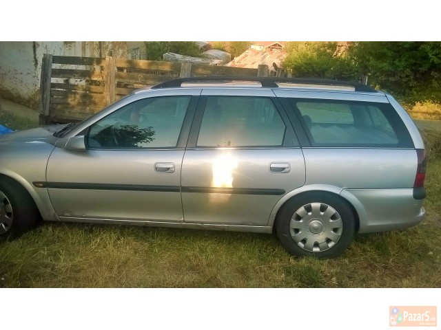 Prodavam Opel Vektra