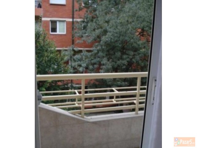 Се изнајмува стан 76м2 во Аеродром-Мичурин