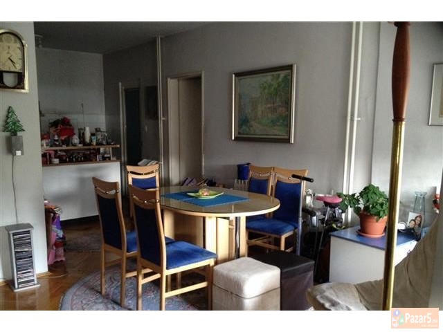 Се изнајмува стан 70м2 во Аеродром