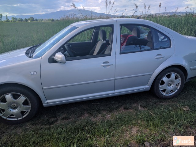 Продавам Бора 1. 9 тди