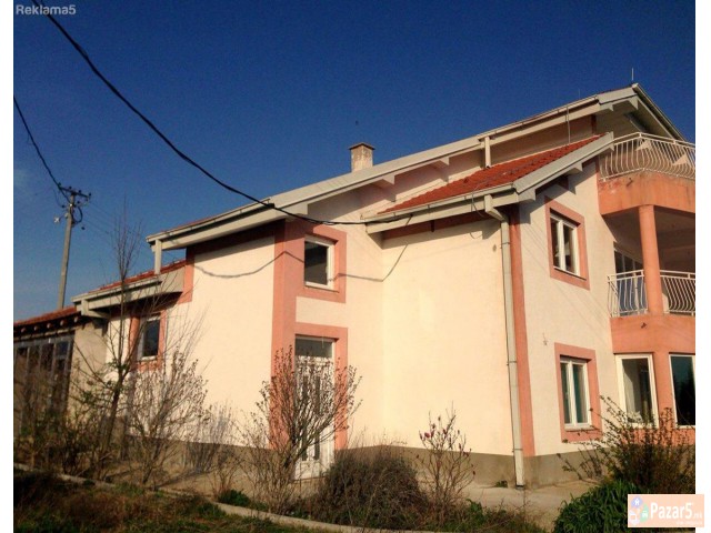 Луксузна викендица во Старо Нагоричане