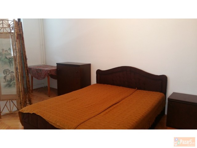 Се изнајмува 60м2 стан до Универзална сала