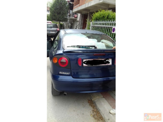 Reno Megan Cope Full Oprema Za Samo 1200 Eura