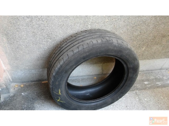 Продавам 4 летни гуми Kontinental 205/55 R16