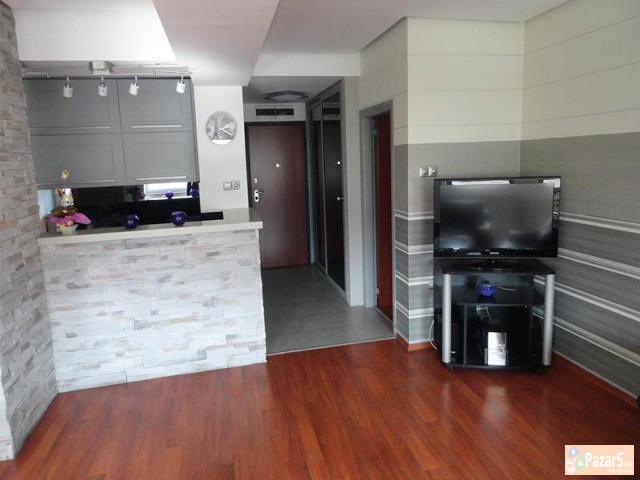 Se Iznajmuva Trosoben Stan Vo Aerodrom