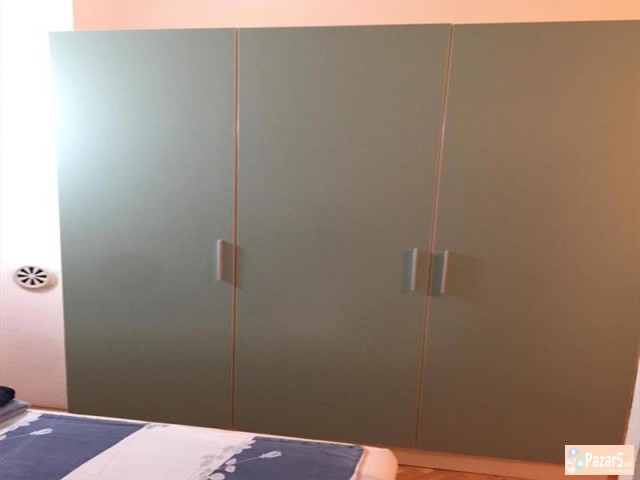 СЕ ИЗДАВА ДОСОБЕН СТАН ВО ЦЕТАР 