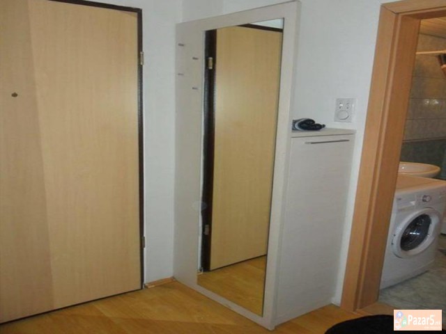 СЕ ИЗДАВА ДВОСОБЕН СТАН ВО КИСЕЛА ВОДА