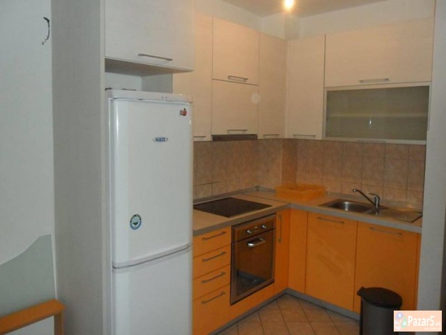 СЕ ИЗДАВА ДВОСОБЕН СТАН ВО КИСЕЛА ВОДА