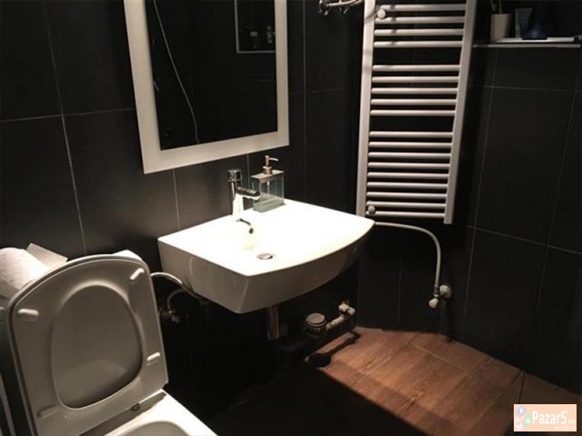 СЕ ИЗДАВА ДВОСОБЕН СТАН ВО КИСЕЛА ВОДА