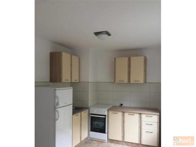 Се продава реновиран стан 46м2 во Карпош 2