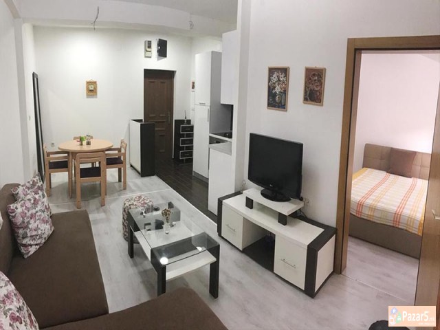 Se Iznajmuva Dvosoben Stan Vo Kapishtec