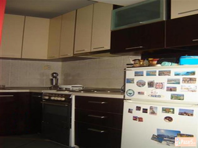 СЕ ИЗДАВА ДВОСОБЕН СТАН ВО КАПИШТЕЦ