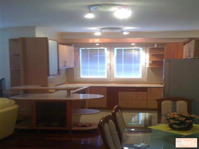 СЕ ИЗДАВА ЧЕТИРИСОБЕН СТАН ВО ЦРНИЧЕ