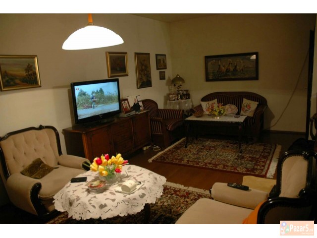 Се продава куќа 90м2 во Црниче