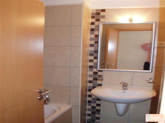 СЕ ИЗДАВА ТРОСОБЕН СТАН ВО ЦЕНТАР