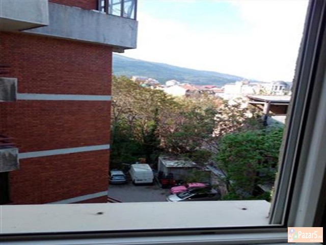 СЕ ИЗДАВА ТРОСОБЕН ПРАЗЕН СТАН ВО ЦЕНТАР ЗА КАНЦЕЛ