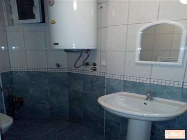 СЕ ИЗДАВА ТРОСОБЕН ПРАЗЕН СТАН ВО ЦЕНТАР ЗА КАНЦЕЛ