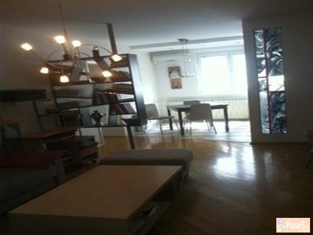 СЕ ИЗДАВА ТРОСОБЕН СТАН ВО ЦЕНТАР