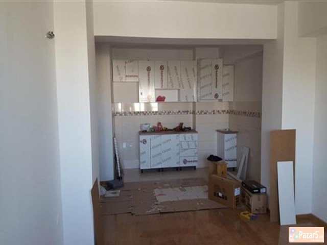 СЕ ИЗДАВА ТРОСОБЕН ПРАЗЕН СТАН ВО АЕРОДРОМ