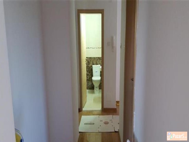 СЕ ИЗДАВА ТРОСОБЕН ПРАЗЕН СТАН ВО АЕРОДРОМ