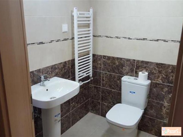 СЕ ИЗДАВА ТРОСОБЕН ПРАЗЕН СТАН ВО АЕРОДРОМ