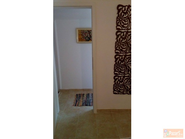 Се изнајмува нов стан 70м2 во Автокоманда