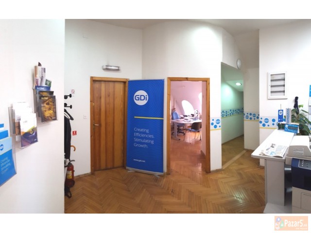 Se Iznajmuva Deloven Prostor 204m2 Nad Crven Krst