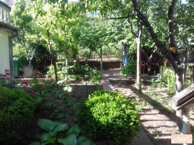 Се продава куќа