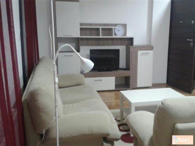 СЕ ИЗДАВА ДВОСОБЕН СТАН ВО ЦЕНТАР