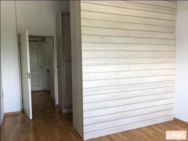 СЕ ИЗДАВА НОВ ЧЕТВОРОСОБЕН СТАН ВО ДЕБАР МААЛО